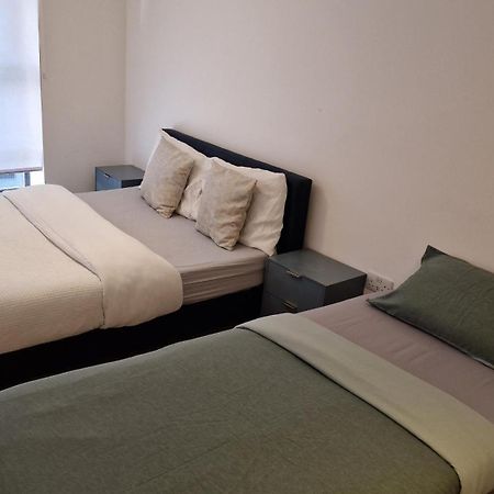 Modern-New Build Apartment In 버밍엄 외부 사진